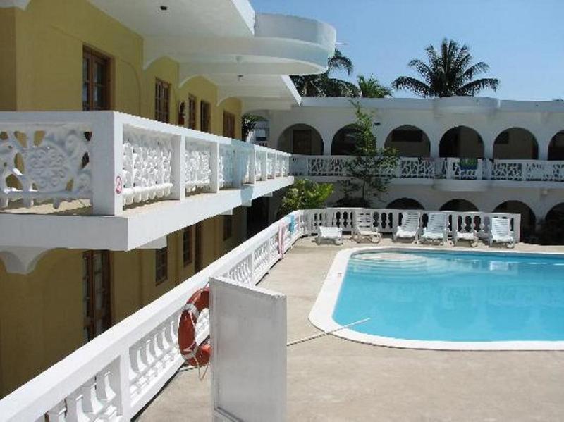 Pure Oasis Resort Νεγκρίλ Εξωτερικό φωτογραφία